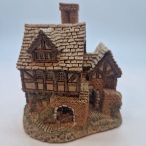 David Winter Cottages 'The Bakehouse' 1983