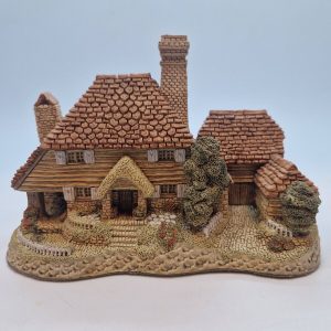 David Winter Cottages 'Kent Cottage' 1985