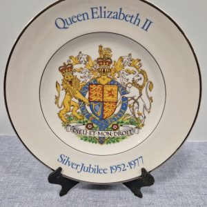 Wood & Sons Queen Elizabeth II Silver Jubilee 1952-1977 Plate