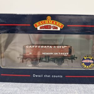 Bachmann 37-056Y 00 Gauge 5 Cafferata & Co Plank Wagon