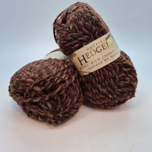 2x Hayfield Hedgerow Wool Rich Chunky Tweed Shade:900 Brown 50g