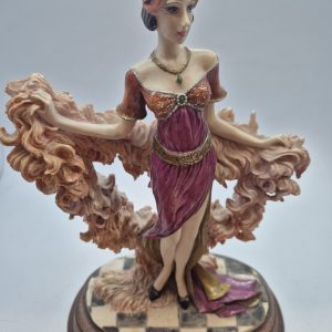 Leonardo Collection The Charleston Woman In Pink Dress With Boa