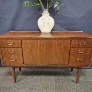 6 Drawer Mid Century Sideboard/Drinks Cabinet