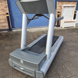 LIFE FITNESS 95Ti  Commercial Treadmill