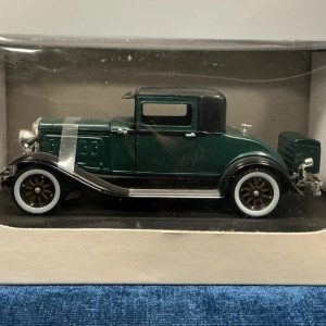 Signature Models Die Cast 1930 Hudson 1:32