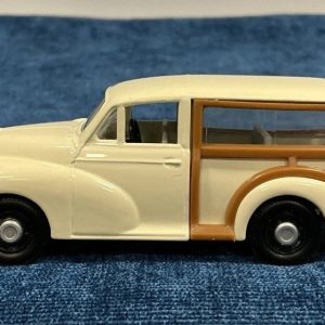 Corgi Solido Diecast Century of Cars Morris Minor Traveller 1:43 ABO2687